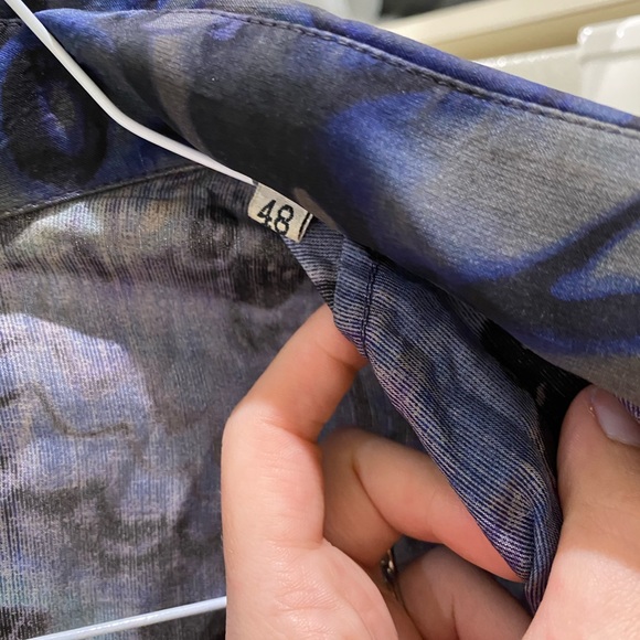 Versace button down shirt RARE butterfly pattern - Picture 3 of 4